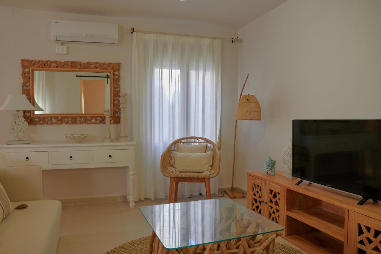 Dharma Experience Cambrils Facebook公寓 外观 照片